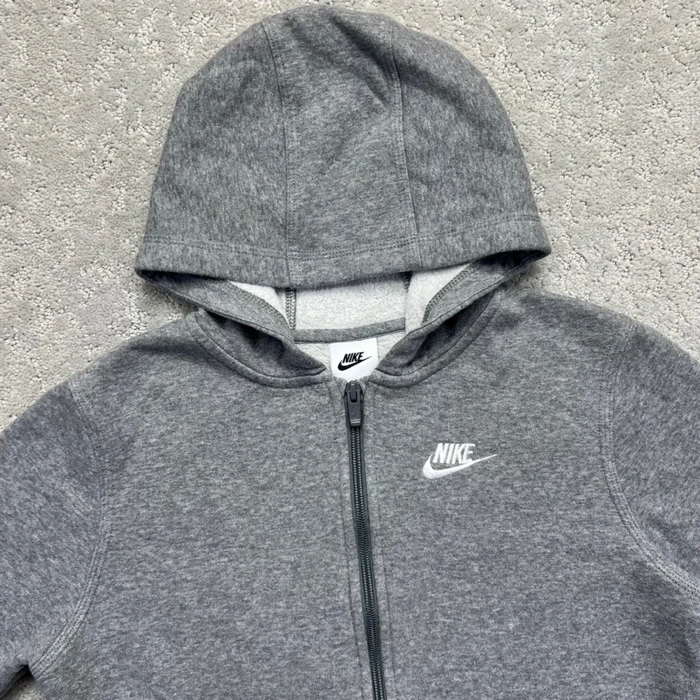 Nike Sportswear Hoodie Youth GS Large Gray Zip Up Club Fleece BV3699-091